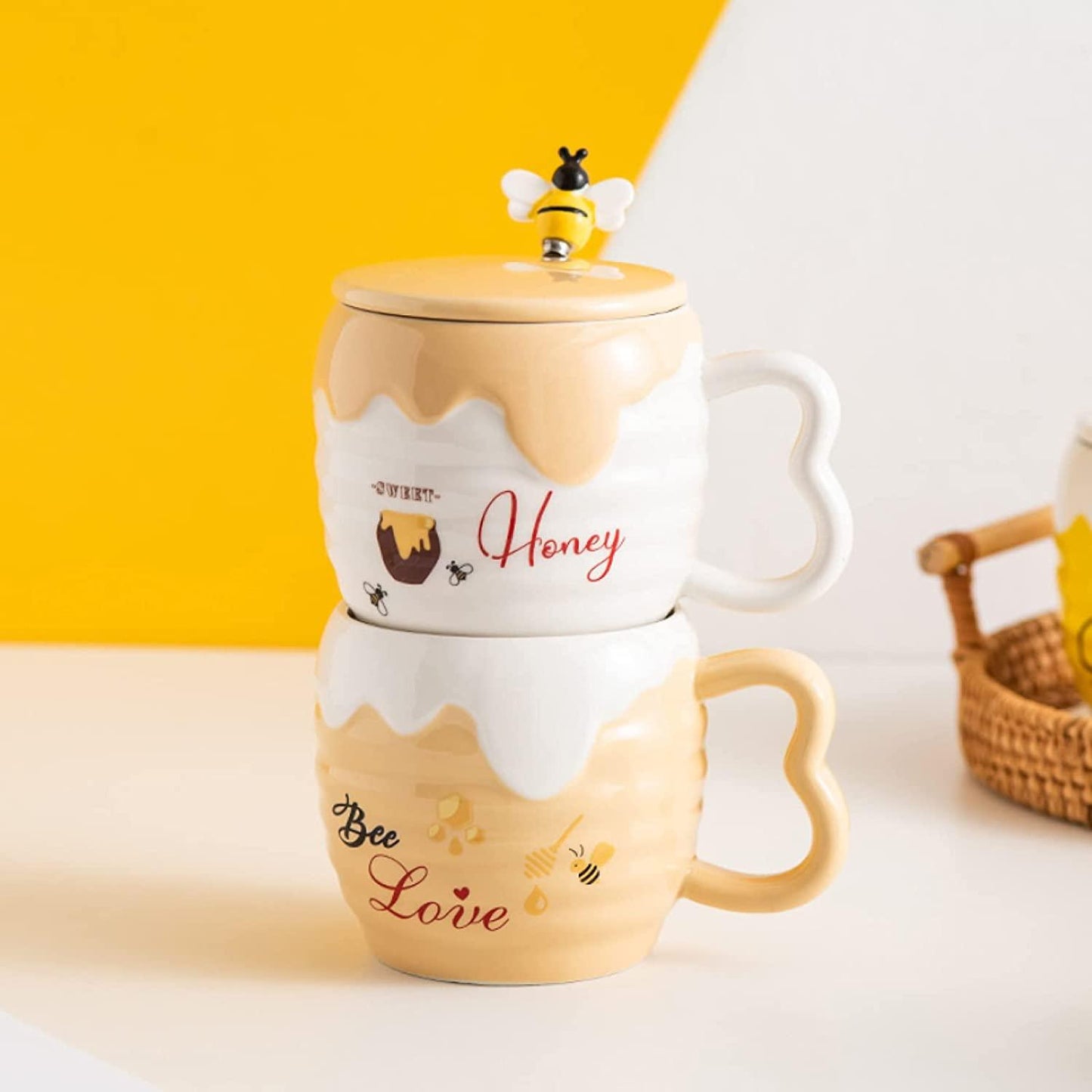 Cartoon Bee Honey Pot Shaped Mug with Lid and Spoon - 4 Designs