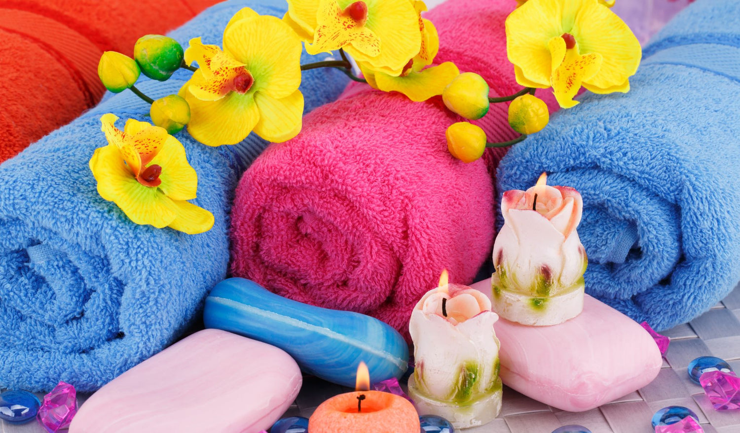 Bath Towels & Mats at Home To Gifts UK