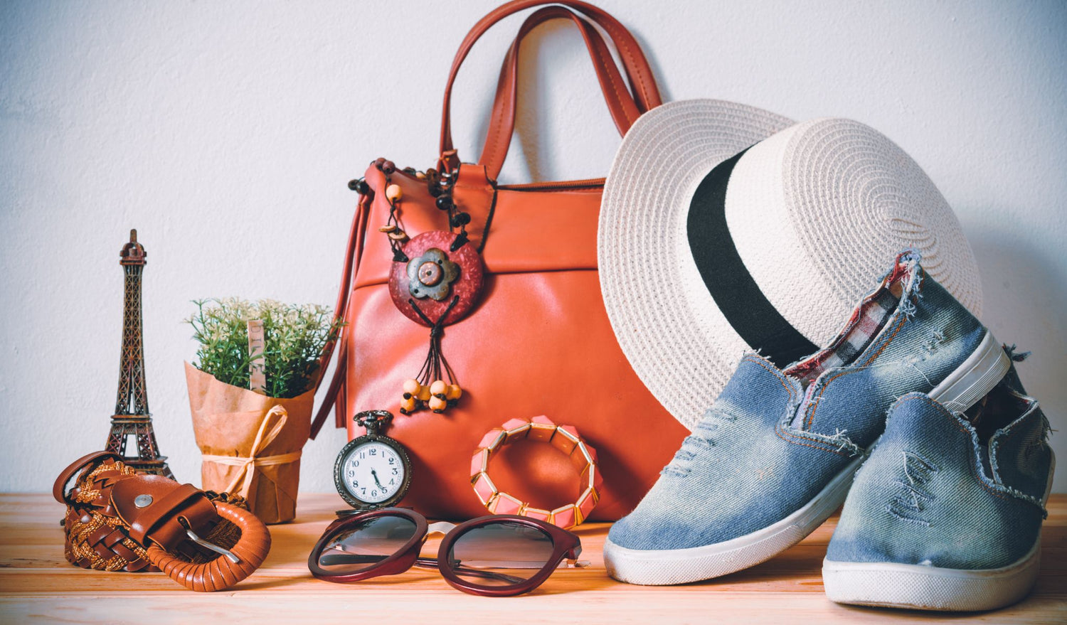 Jewellery, Bags & Apparel at Home To Gifts UK