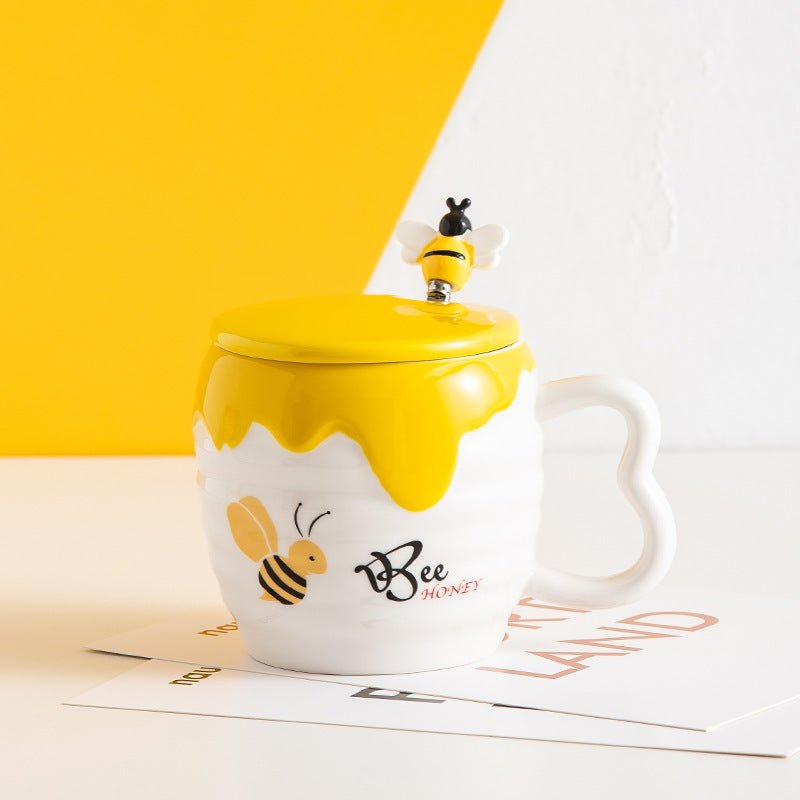 Cartoon Bee Honey Pot Shaped Mug with Lid and Spoon - 4 Designs