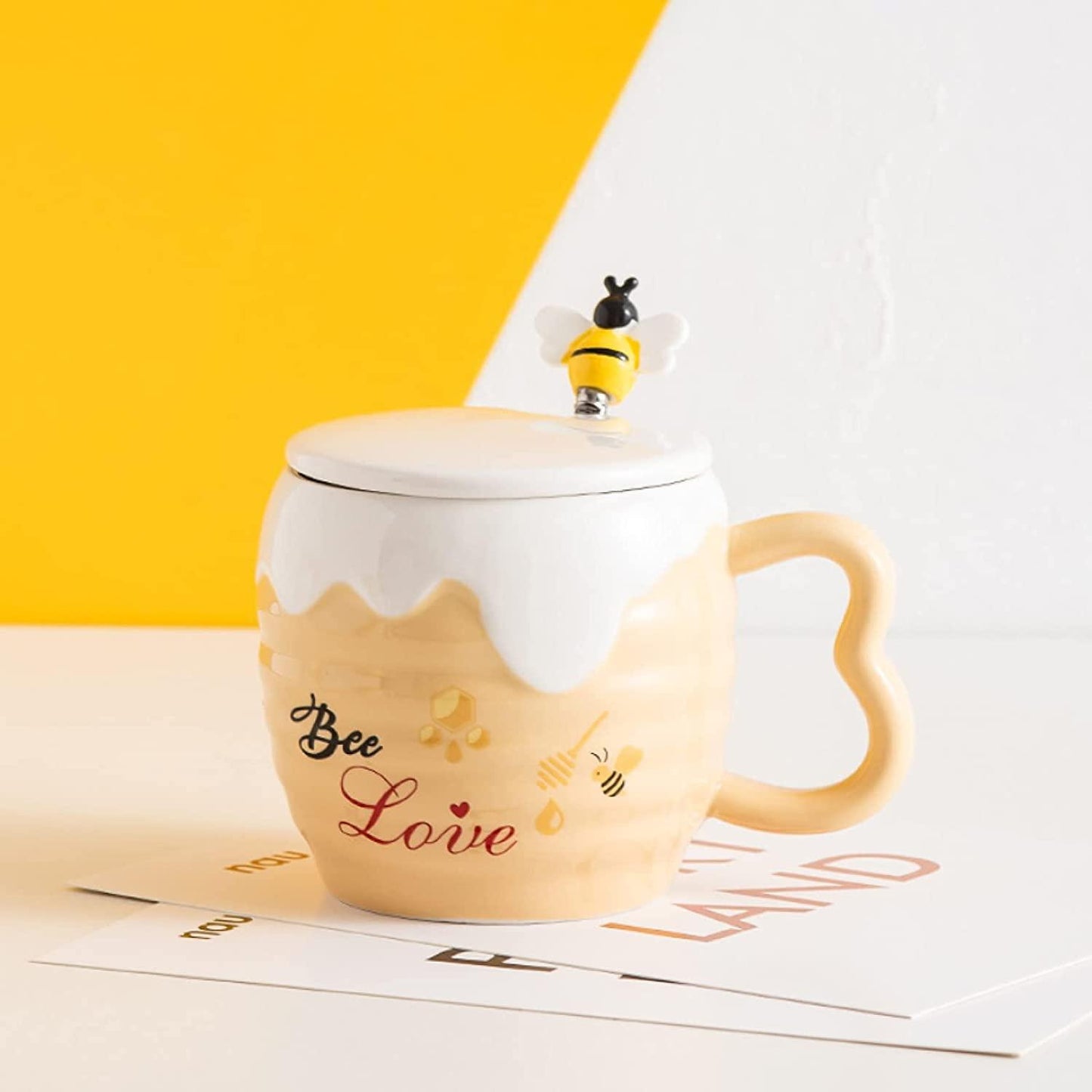 Cartoon Bee Honey Pot Shaped Mug with Lid and Spoon - 4 Designs